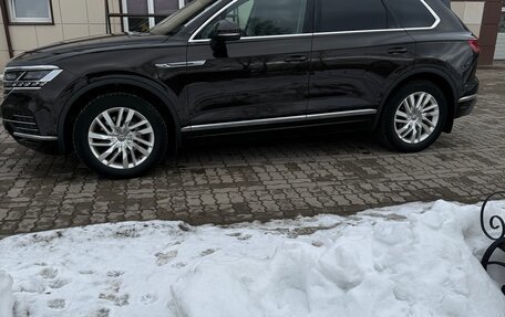 Volkswagen Touareg III, 2019 год, 4 500 000 рублей, 27 фотография