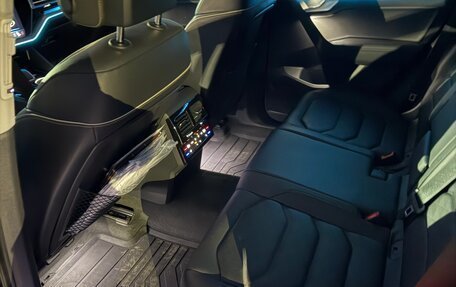 Volkswagen Touareg III, 2019 год, 4 500 000 рублей, 30 фотография