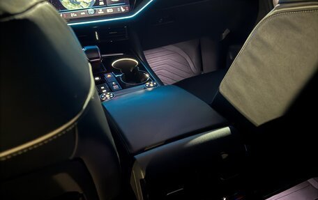 Volkswagen Touareg III, 2019 год, 4 500 000 рублей, 36 фотография