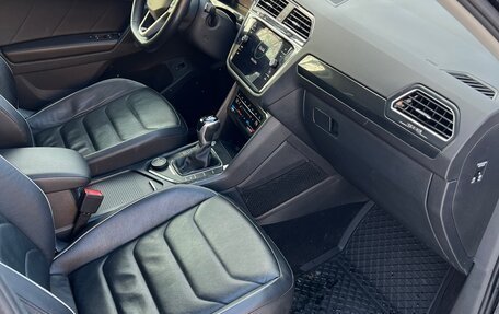 Volkswagen Tiguan II, 2021 год, 3 400 000 рублей, 7 фотография