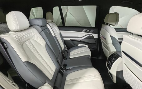 BMW X7, 2023 год, 11 000 000 рублей, 14 фотография