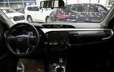 Toyota Hilux VIII, 2025 год, 8 500 000 рублей, 15 фотография