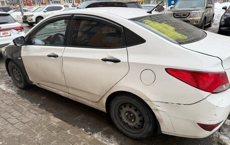Hyundai Solaris II рестайлинг, 2016 год, 650 000 рублей, 1 фотография