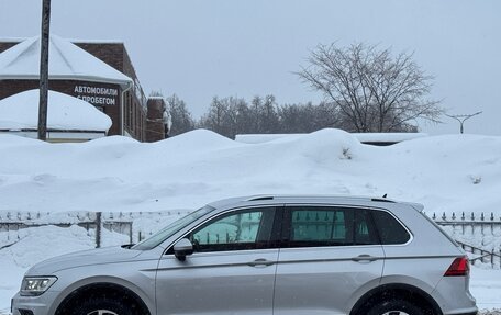 Volkswagen Tiguan II, 2018 год, 2 650 000 рублей, 6 фотография