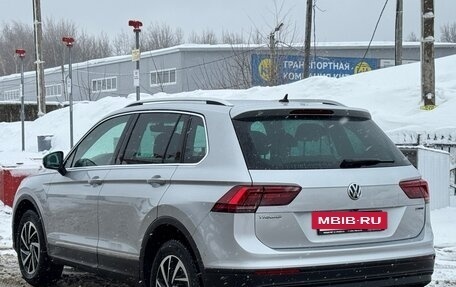 Volkswagen Tiguan II, 2018 год, 2 650 000 рублей, 7 фотография