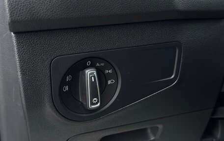 Volkswagen Tiguan II, 2018 год, 2 650 000 рублей, 21 фотография