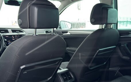 Volkswagen Tiguan II, 2018 год, 2 650 000 рублей, 31 фотография