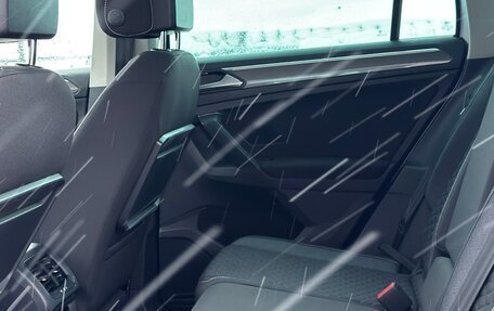 Volkswagen Tiguan II, 2018 год, 2 650 000 рублей, 29 фотография