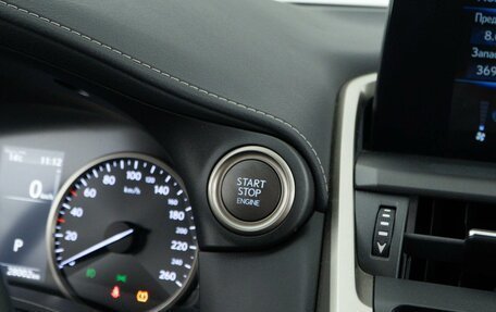 Lexus NX I, 2019 год, 3 734 900 рублей, 18 фотография