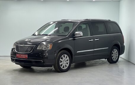 Chrysler Voyager IV, 2011 год, 1 450 000 рублей, 3 фотография
