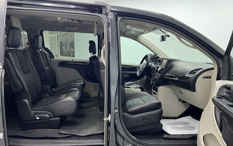 Chrysler Voyager IV, 2011 год, 1 450 000 рублей, 29 фотография