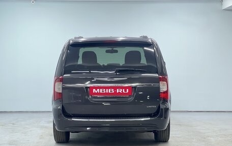 Chrysler Voyager IV, 2011 год, 1 450 000 рублей, 36 фотография