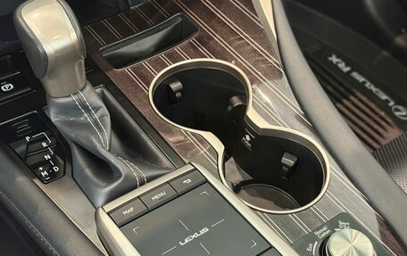 Lexus RX IV рестайлинг, 2021 год, 6 300 000 рублей, 15 фотография