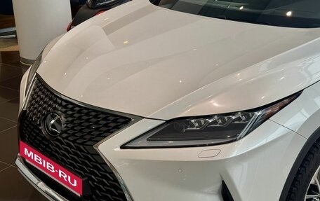Lexus RX IV рестайлинг, 2021 год, 6 300 000 рублей, 6 фотография