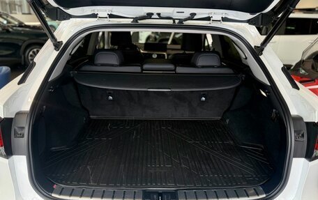 Lexus RX IV рестайлинг, 2021 год, 6 300 000 рублей, 23 фотография