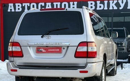 Toyota Land Cruiser 100 рестайлинг 2, 2005 год, 1 999 000 рублей, 11 фотография