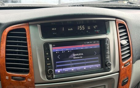 Toyota Land Cruiser 100 рестайлинг 2, 2005 год, 1 999 000 рублей, 18 фотография