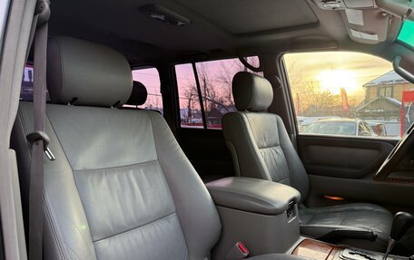 Toyota Land Cruiser 100 рестайлинг 2, 2005 год, 1 999 000 рублей, 21 фотография