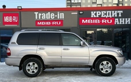 Toyota Land Cruiser 100 рестайлинг 2, 2005 год, 1 999 000 рублей, 13 фотография