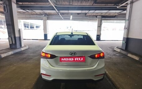 Hyundai Solaris II рестайлинг, 2018 год, 800 000 рублей, 8 фотография