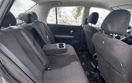 Nissan Tiida, 2011 год, 750 000 рублей, 11 фотография