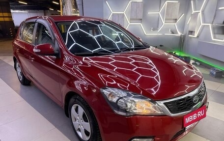 KIA cee'd I рестайлинг, 2010 год, 560 000 рублей, 3 фотография