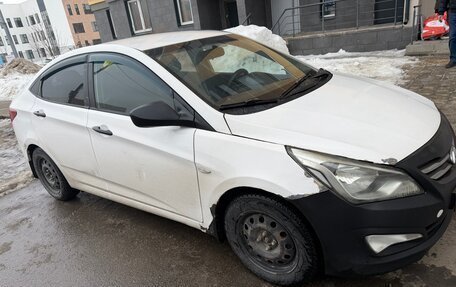 Hyundai Solaris II рестайлинг, 2016 год, 650 000 рублей, 4 фотография