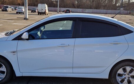 Hyundai Solaris II рестайлинг, 2015 год, 945 000 рублей, 4 фотография