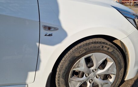 Hyundai Solaris II рестайлинг, 2015 год, 945 000 рублей, 9 фотография