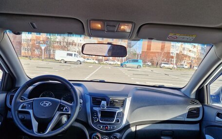 Hyundai Solaris II рестайлинг, 2015 год, 945 000 рублей, 19 фотография