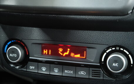 KIA Rio III рестайлинг, 2016 год, 999 000 рублей, 17 фотография