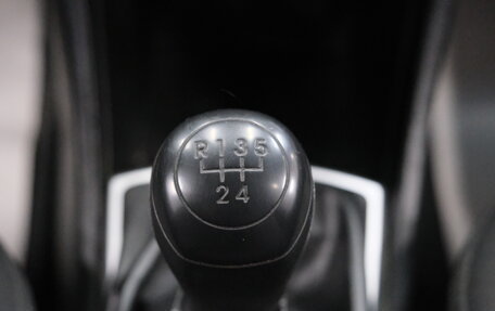 Hyundai Solaris II рестайлинг, 2013 год, 969 000 рублей, 16 фотография