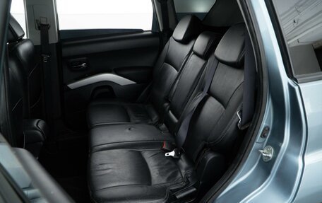 Mitsubishi Outlander III рестайлинг 3, 2007 год, 899 077 рублей, 9 фотография