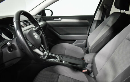 Volkswagen Passat B8 рестайлинг, 2020 год, 2 590 000 рублей, 10 фотография