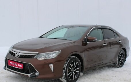 Toyota Camry, 2017 год, 2 213 000 рублей, 1 фотография