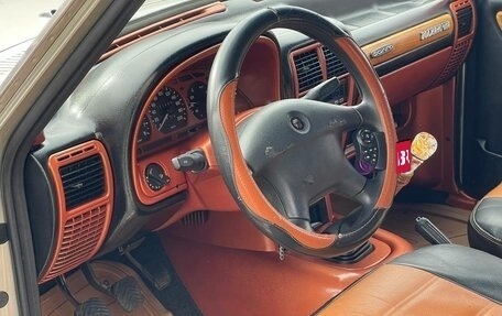 ГАЗ 31105 «Волга», 2005 год, 265 000 рублей, 32 фотография