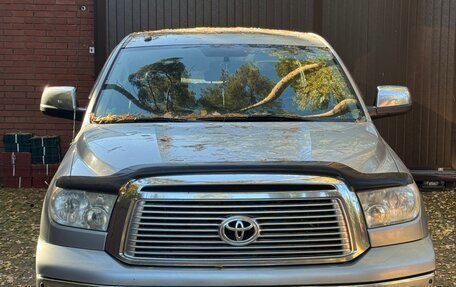 Toyota Tundra II, 2011 год, 3 900 000 рублей, 2 фотография