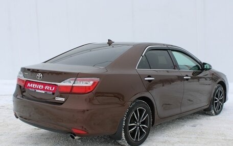 Toyota Camry, 2017 год, 2 213 000 рублей, 5 фотография