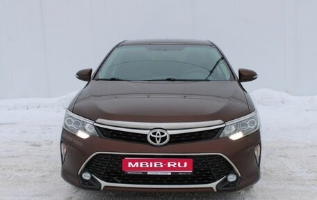 Toyota Camry, 2017 год, 2 213 000 рублей, 2 фотография