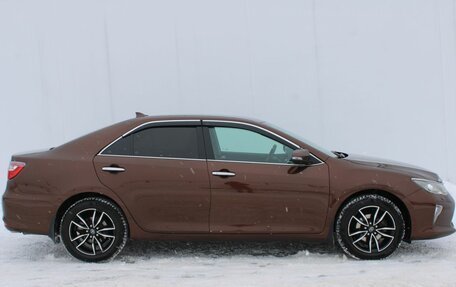 Toyota Camry, 2017 год, 2 213 000 рублей, 4 фотография