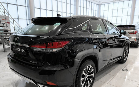 Lexus RX IV рестайлинг, 2019 год, 4 350 000 рублей, 6 фотография