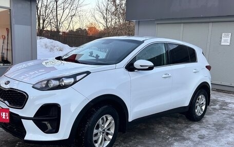 KIA Sportage IV рестайлинг, 2019 год, 2 000 000 рублей, 1 фотография