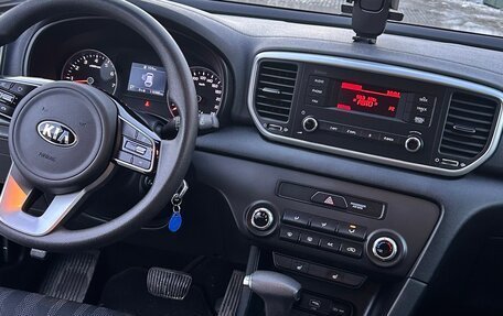 KIA Sportage IV рестайлинг, 2019 год, 2 000 000 рублей, 7 фотография