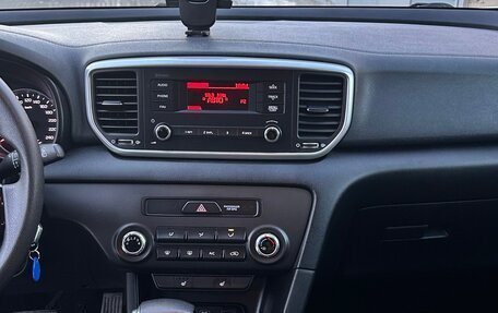 KIA Sportage IV рестайлинг, 2019 год, 2 000 000 рублей, 8 фотография