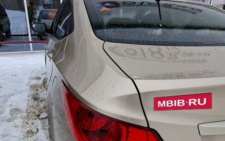 Hyundai Solaris II рестайлинг, 2011 год, 650 000 рублей, 14 фотография