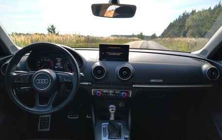 Audi A3, 2018 год, 2 050 000 рублей, 10 фотография