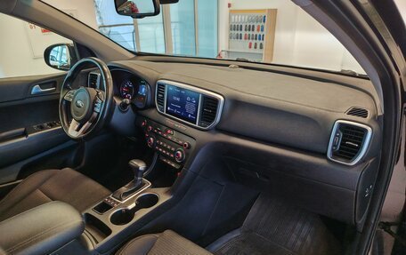 KIA Sportage IV рестайлинг, 2021 год, 2 499 000 рублей, 8 фотография