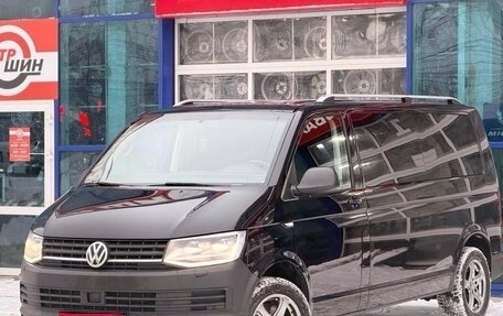 Volkswagen Caravelle T6 рестайлинг, 2018 год, 2 800 000 рублей, 1 фотография