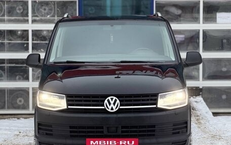 Volkswagen Caravelle T6 рестайлинг, 2018 год, 2 800 000 рублей, 3 фотография