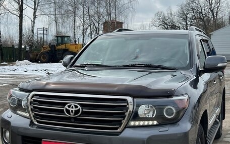 Toyota Land Cruiser 200, 2013 год, 3 800 000 рублей, 1 фотография